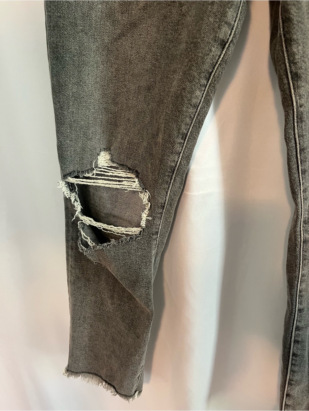 frame le crop original grey wash straight leg jeans distressed raw hem size 29 - Picture 4 of 9